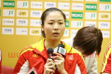 女中国女排队员采访（中国女排接受采访视频）