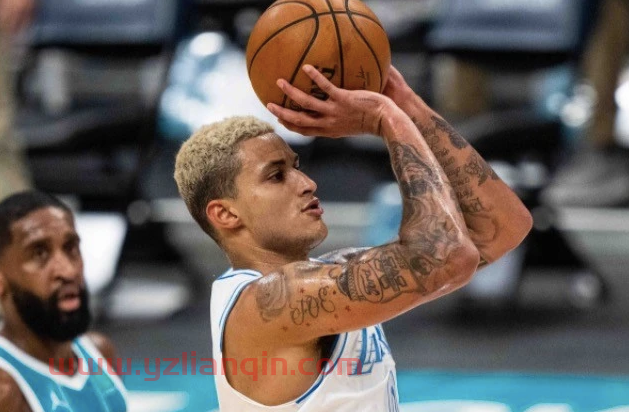 「乐动体育」NBA直播：湖人双杀黄蜂，库兹马隔扣砍24分惊艳全场